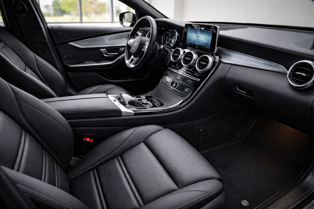 Interior Cabin Detailing: Expert Tips for a Spotless and Healthy Vehicle Interior